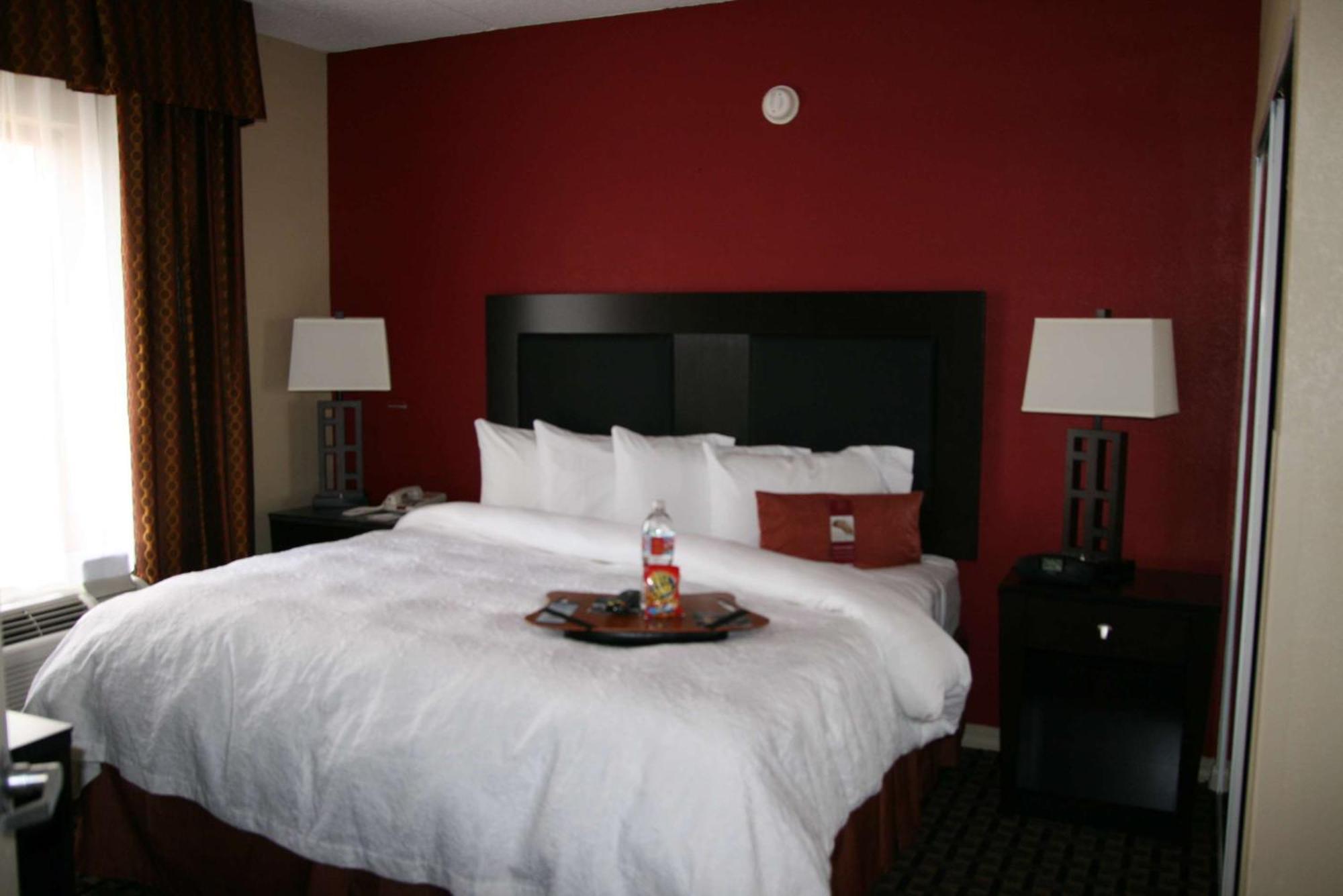 Hampton Inn And Suites Houston Clear Lake Nasa Webster Exterior foto