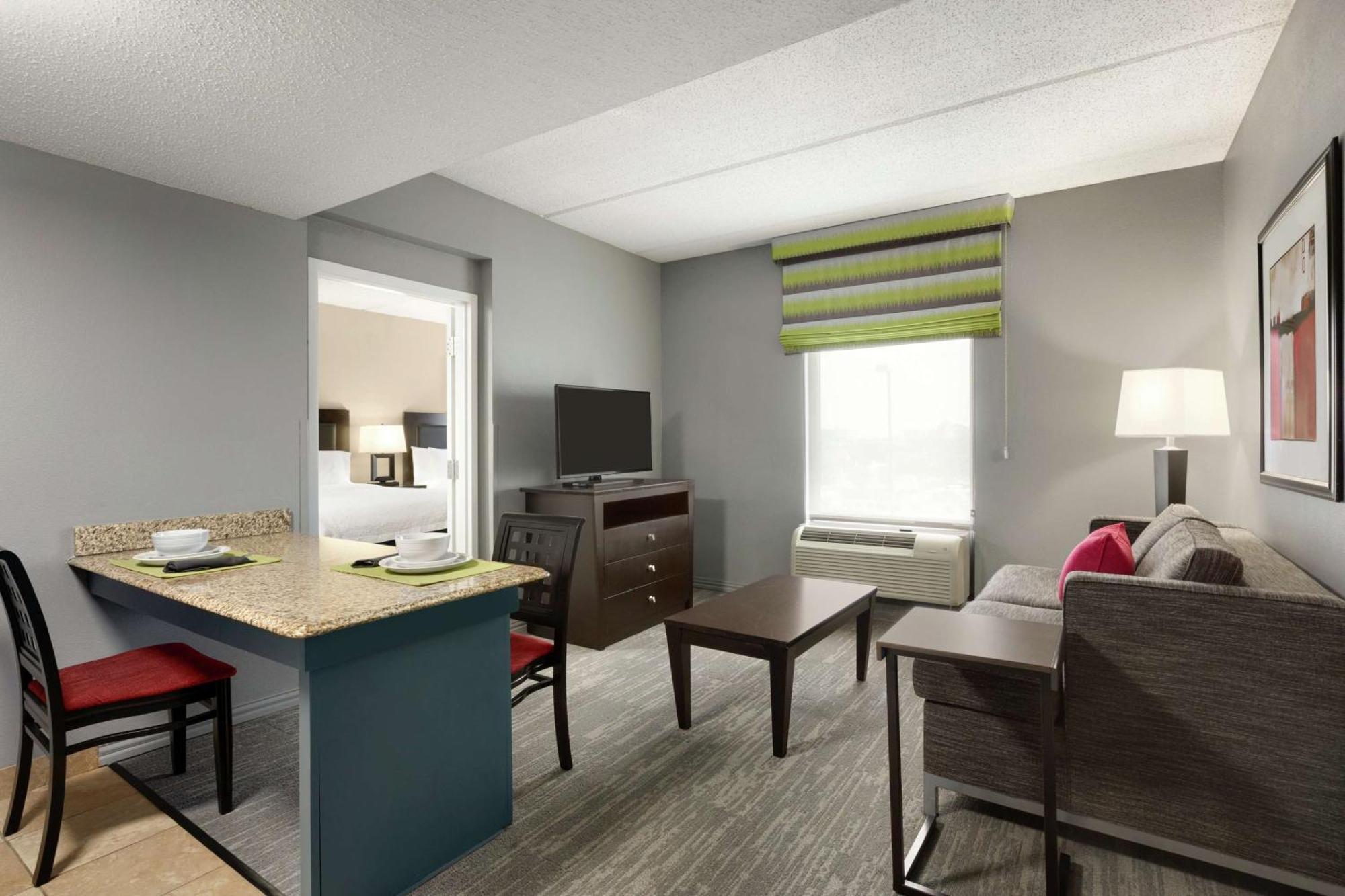Hampton Inn And Suites Houston Clear Lake Nasa Webster Exterior foto