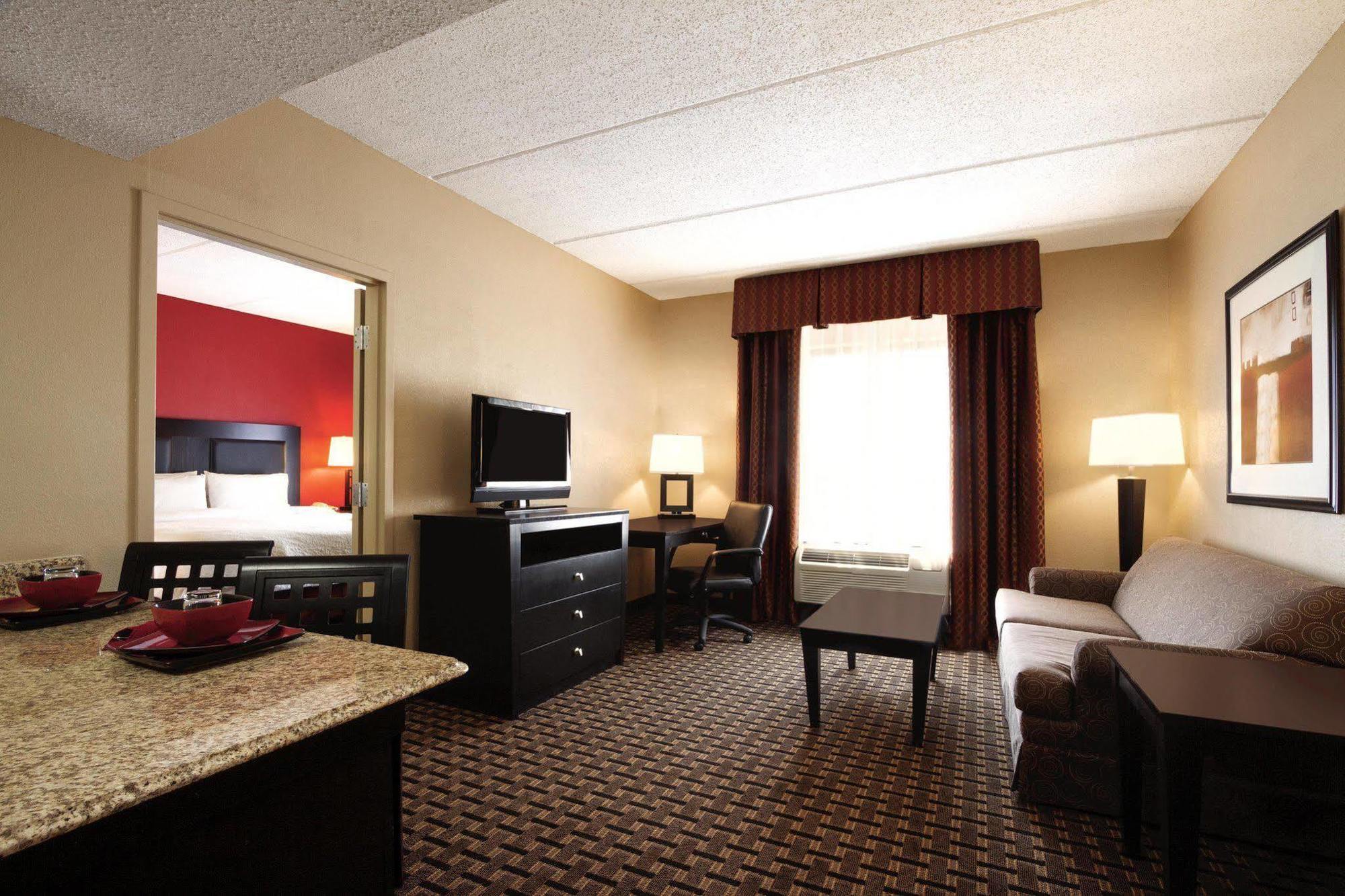 Hampton Inn And Suites Houston Clear Lake Nasa Webster Exterior foto